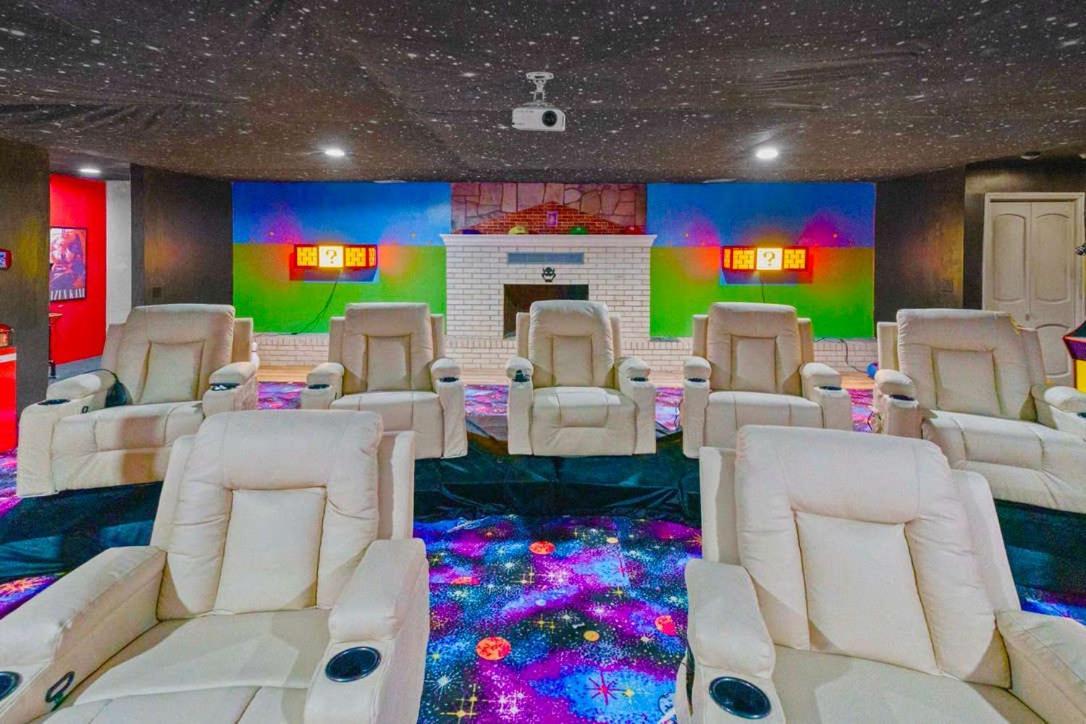 הוילה Big Stone Gap Gated Mansion - Basketball Court Movie Theater Views מראה חיצוני תמונה