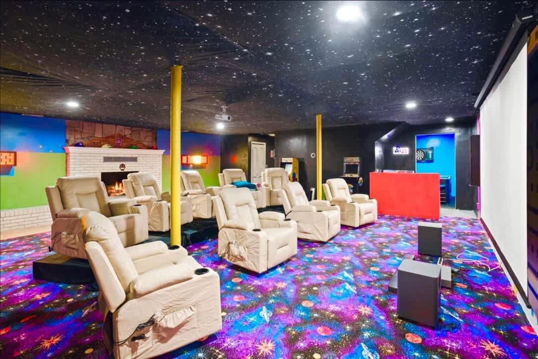 הוילה Big Stone Gap Gated Mansion - Basketball Court Movie Theater Views מראה חיצוני תמונה