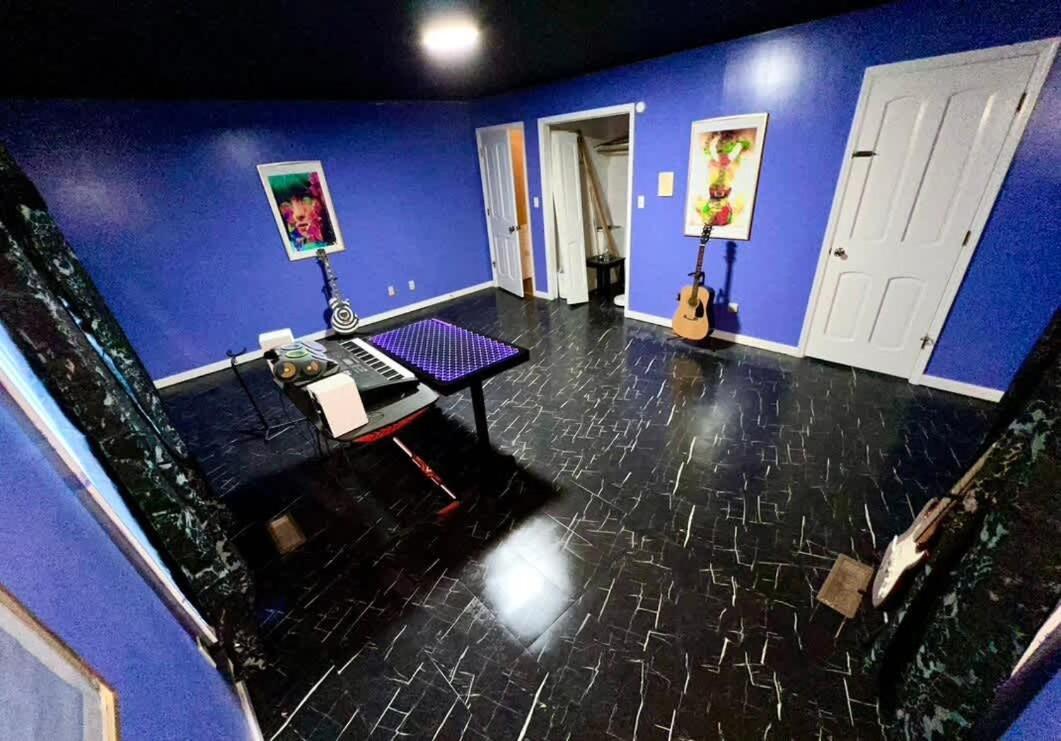 הוילה Big Stone Gap Gated Mansion - Basketball Court Movie Theater Views מראה חיצוני תמונה