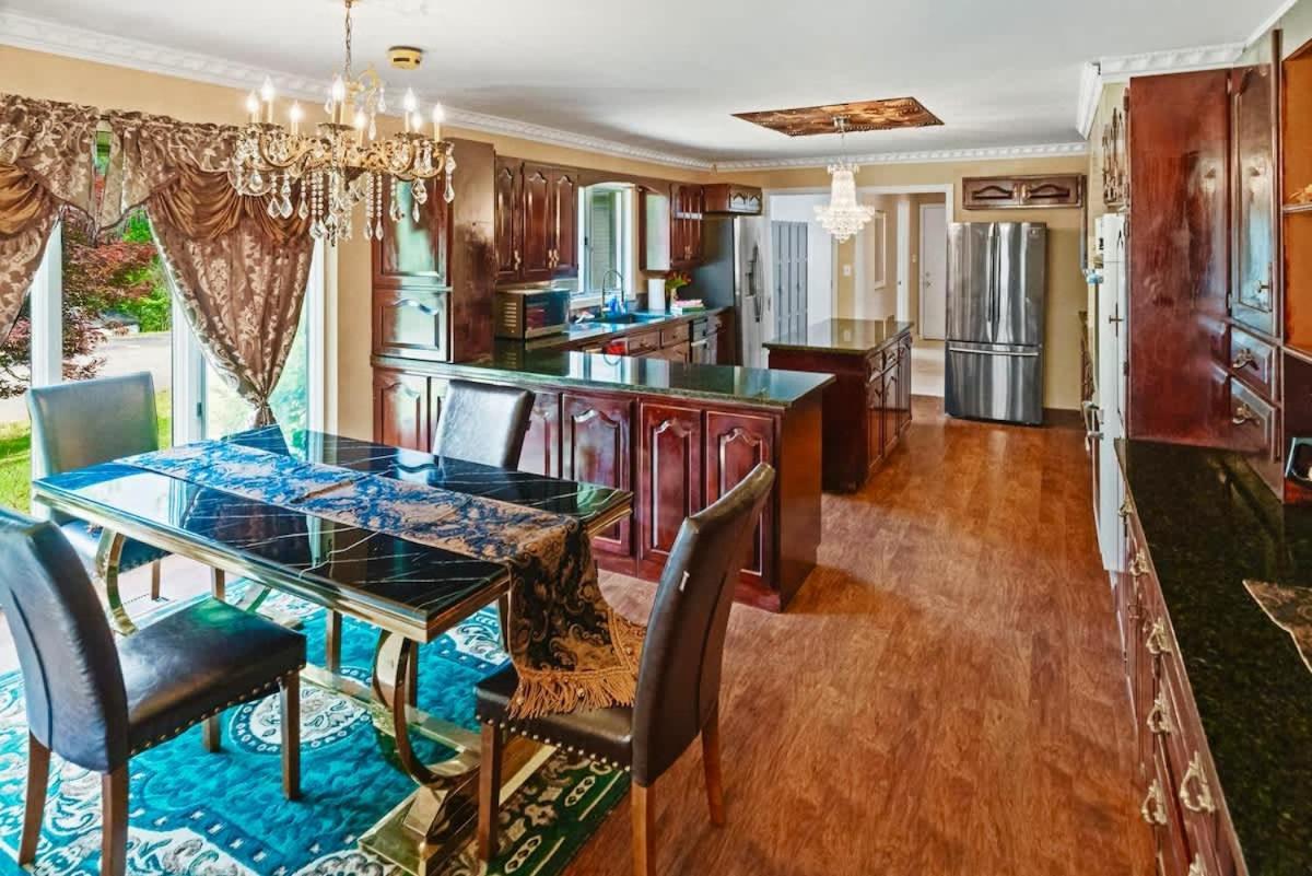 הוילה Big Stone Gap Gated Mansion - Basketball Court Movie Theater Views מראה חיצוני תמונה