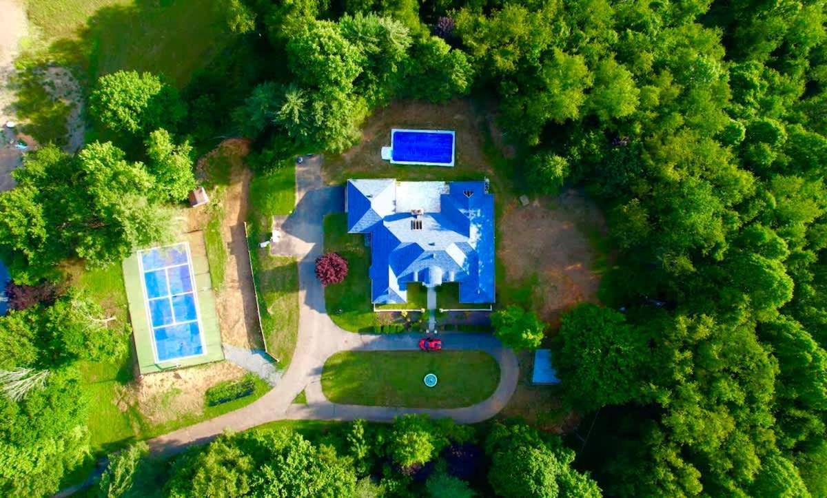 הוילה Big Stone Gap Gated Mansion - Basketball Court Movie Theater Views מראה חיצוני תמונה